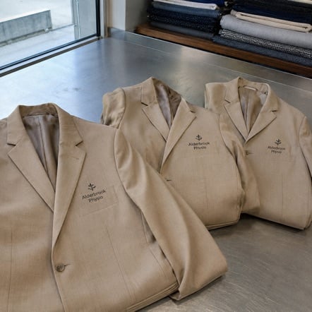 Unstructured & Soft-Shoulder Jackets